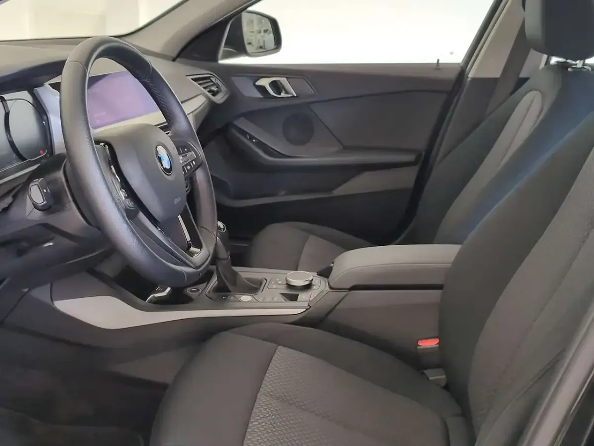 Gebraucht BMW 116 109 PS (80 kW) 2022 Schwarz Kleinwagen
