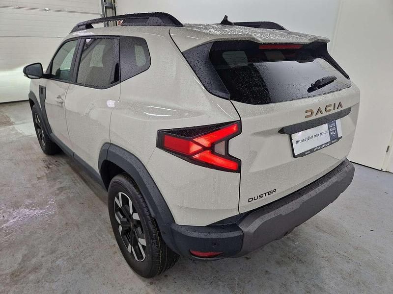 Neu Dacia Duster Extreme 122 PS (89 kW) 2026 Sandstone SUV