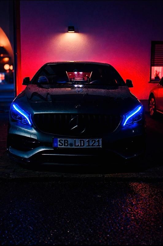 Gebraucht Mercedes CLA200 156 PS (114 kW) 2016 Grau Limousine