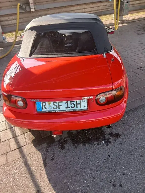 Gebraucht Mazda MX5 116 PS (85 kW) 1990 Rot Cabrio