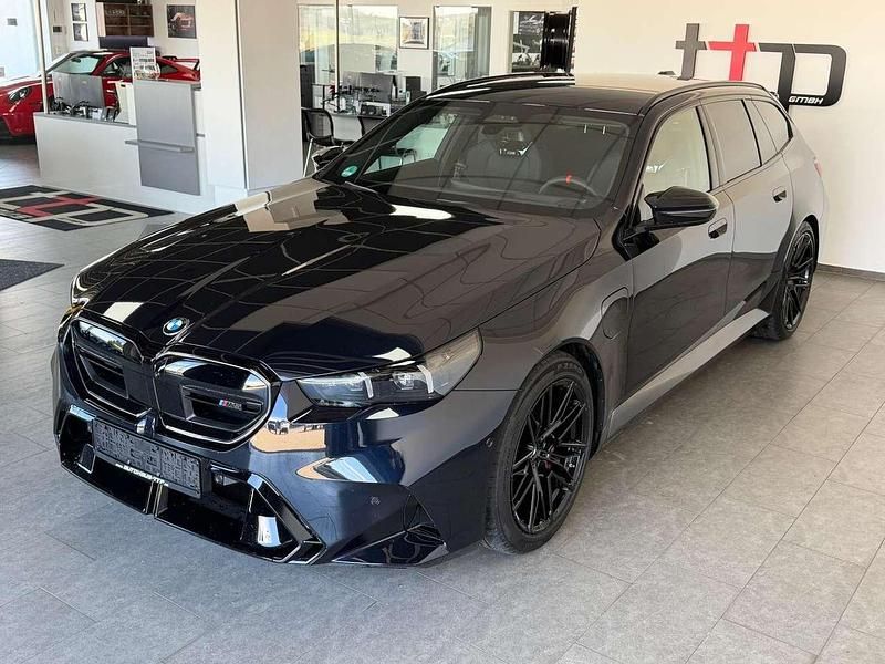 Gebraucht BMW M5 Performance 727 PS (534 kW) 2026 Carbonschwarz metallic Kombi