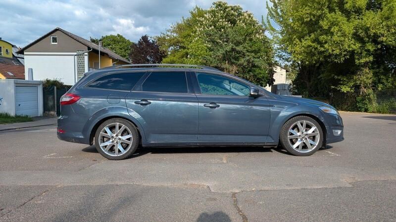 Grau Gebraucht 2011 Ford Mondeo Trend Kombi | 4.200 € (Guter Preis) - Bild 1/4
