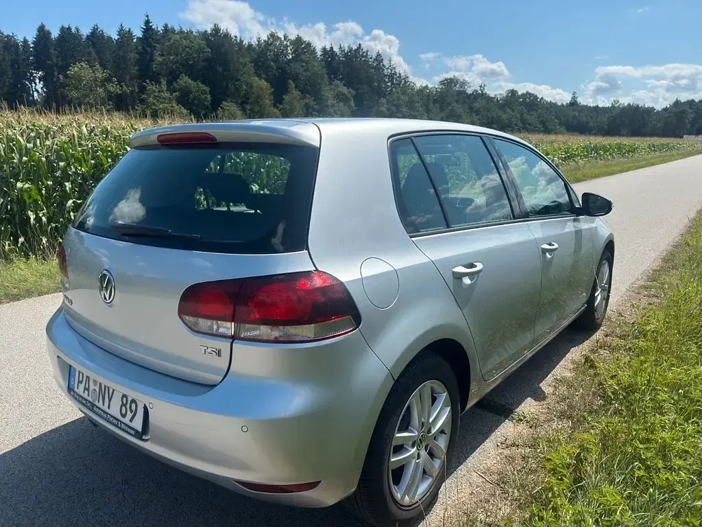 Gebraucht VW Golf VI Style 122 PS (89 kW) 2011 Silber Kleinwagen