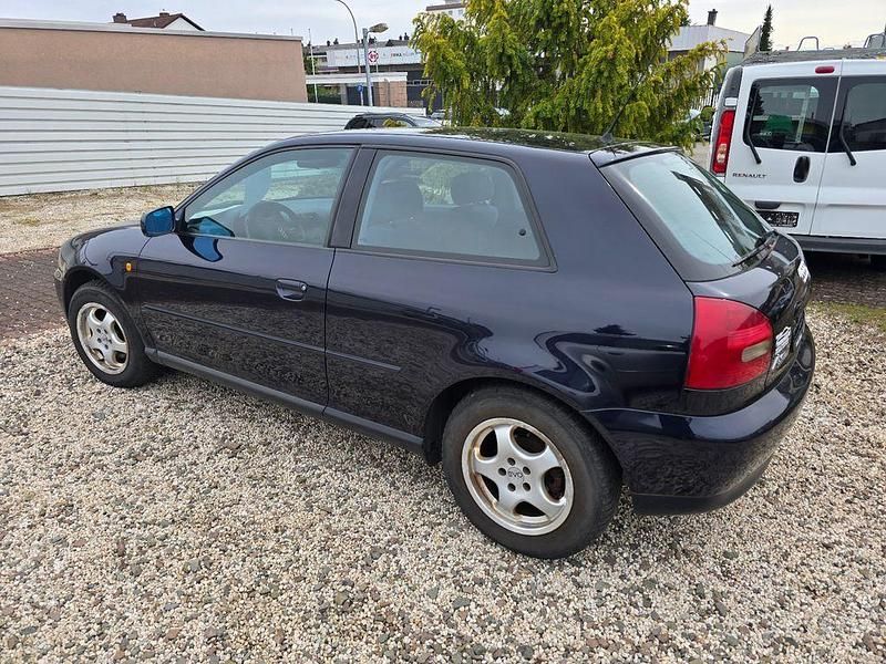 Usata Audi A3 125 CV (91 kW) 2000 Nero Utilitaria