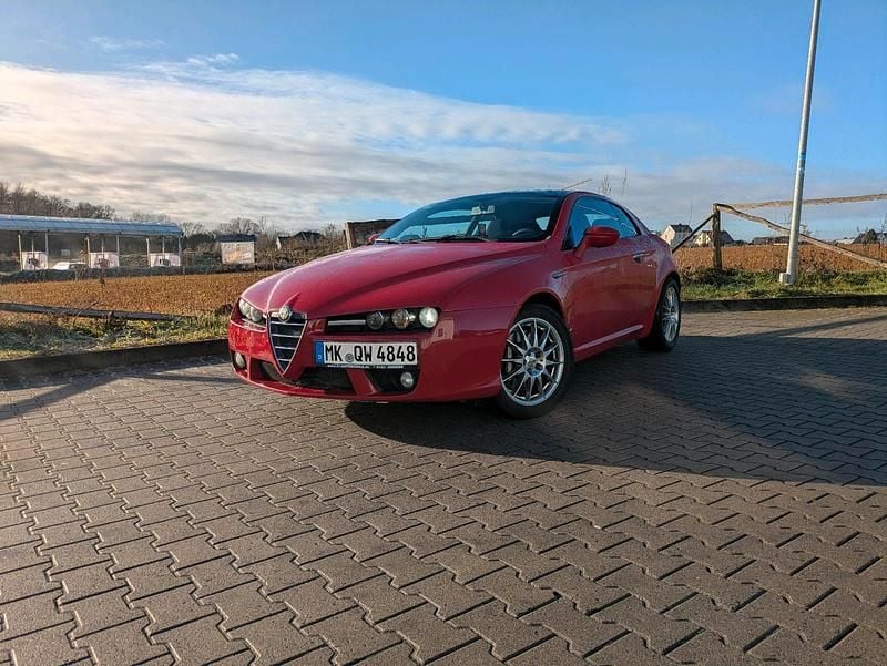 Rot Gebraucht 2007 Alfa Romeo Brera Coupé | 3.800 € (Fairer Preis) - Bild 1/4