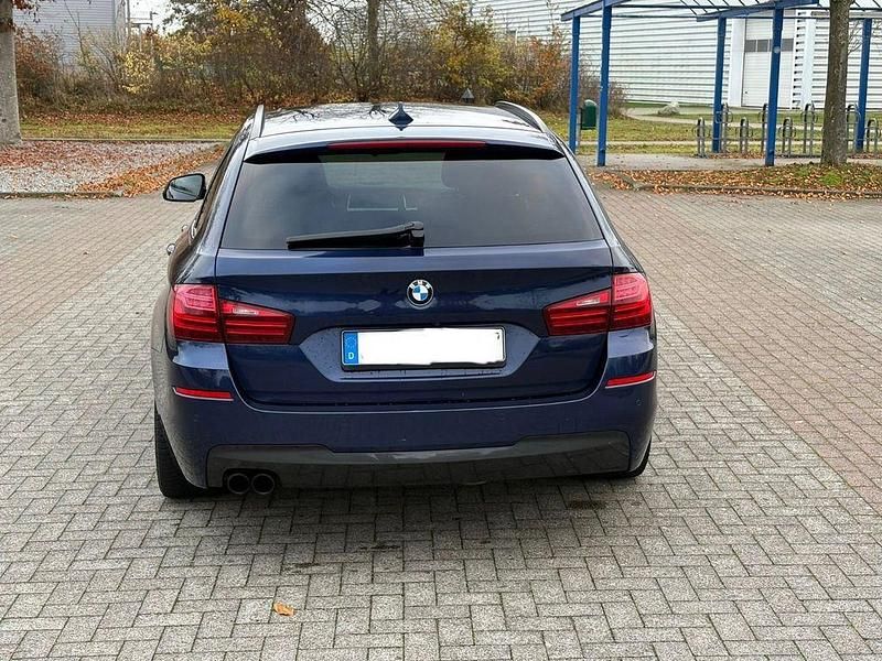 Gebraucht BMW 520 190 PS (139 kW) 2016 Blau Kombi