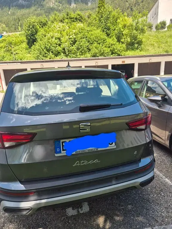Gebraucht Seat Ateca 4Drive 150 PS (110 kW) 2023 Silber SUV