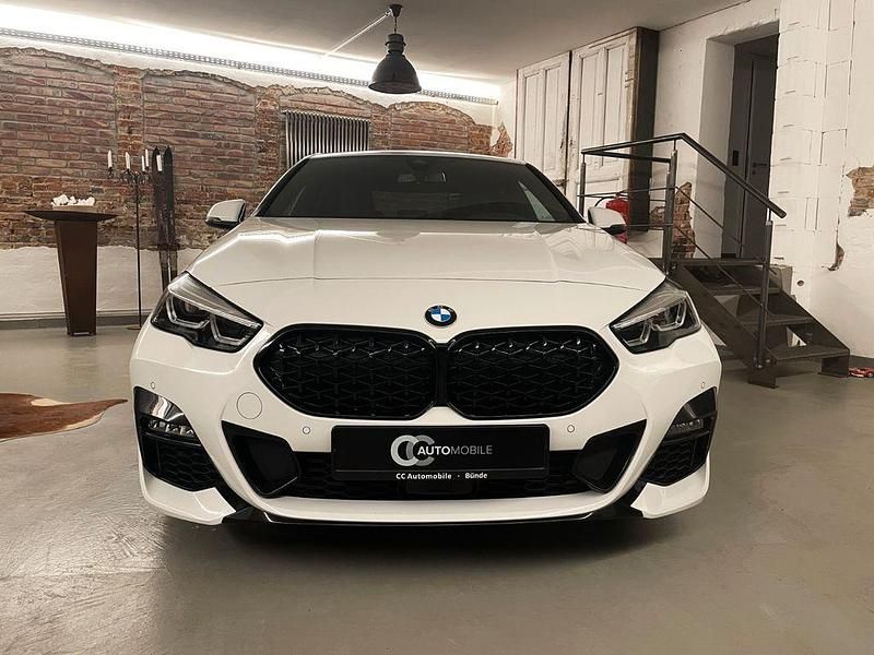 Gebraucht BMW 218 Performance 136 PS (100 kW) 2024 Alpinweiss iii Coupé