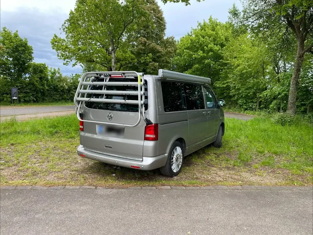 Gebraucht VW Multivan 179 PS (131 kW) 2010 Beige Van / Kleinbus