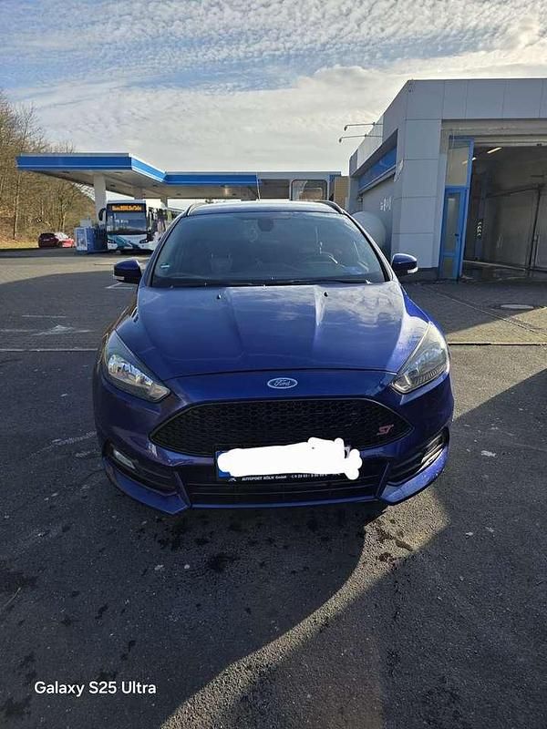 Gebraucht Ford Focus ST 185 PS (136 kW) 2016 Blau Kombi