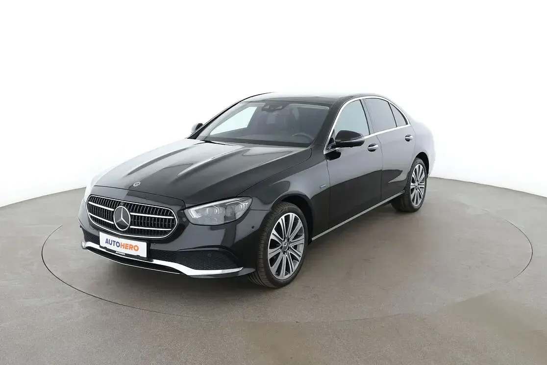 Gebraucht Mercedes E300 Avantgarde 326 PS (239 kW) 2020 Limousine