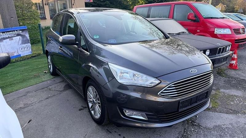 Second-hand Ford C-MAX Titanium 120 CP (88 kW) 2017 Auriu Monovolum