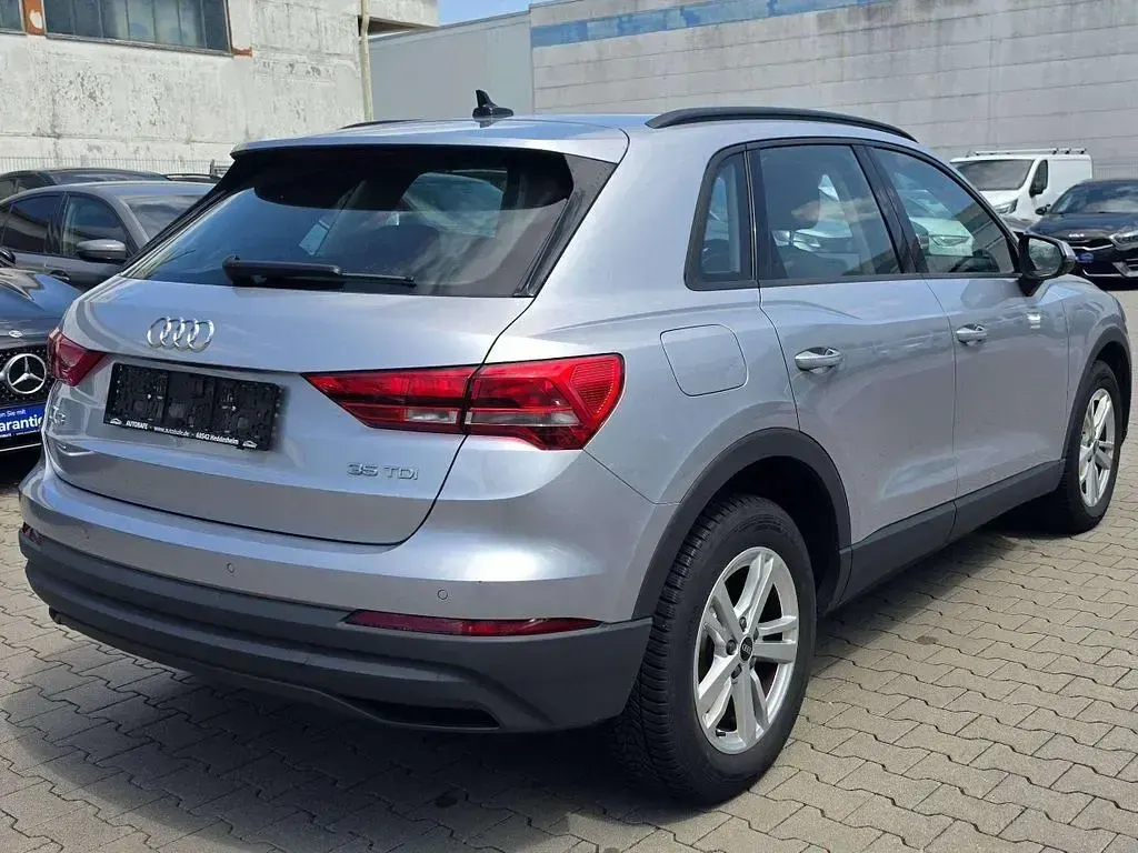 Gebraucht Audi Q3 150 PS (110 kW) 2021 Grau SUV