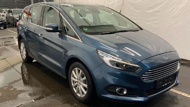 Gebraucht Ford S-MAX Titanium 150 PS (110 kW) 2019 Blau Van / Kleinbus
