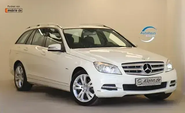 Używany Mercedes C250 Avantgarde 204 KM (150 kW) 2011 Kombi