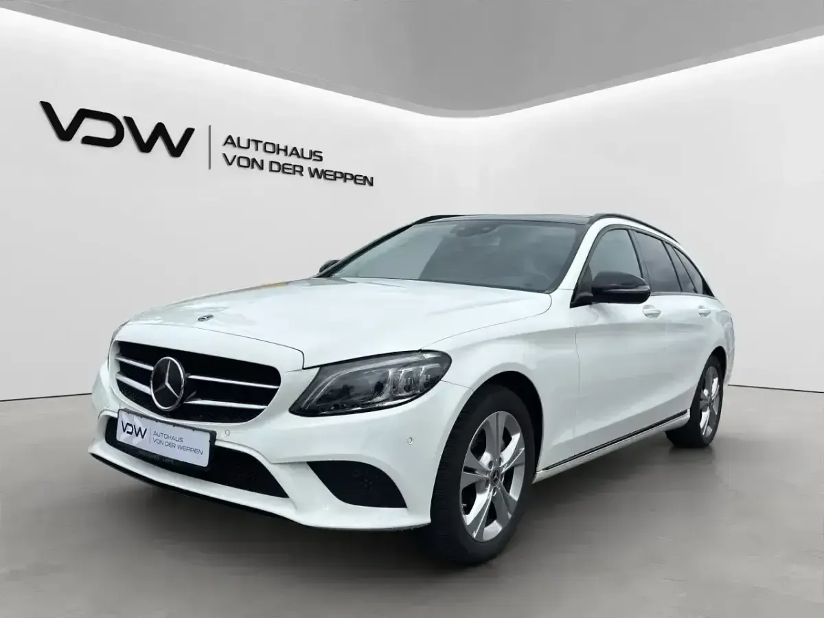 Gebraucht Mercedes C200 Avantgarde 184 PS (135 kW) 2019 Kombi