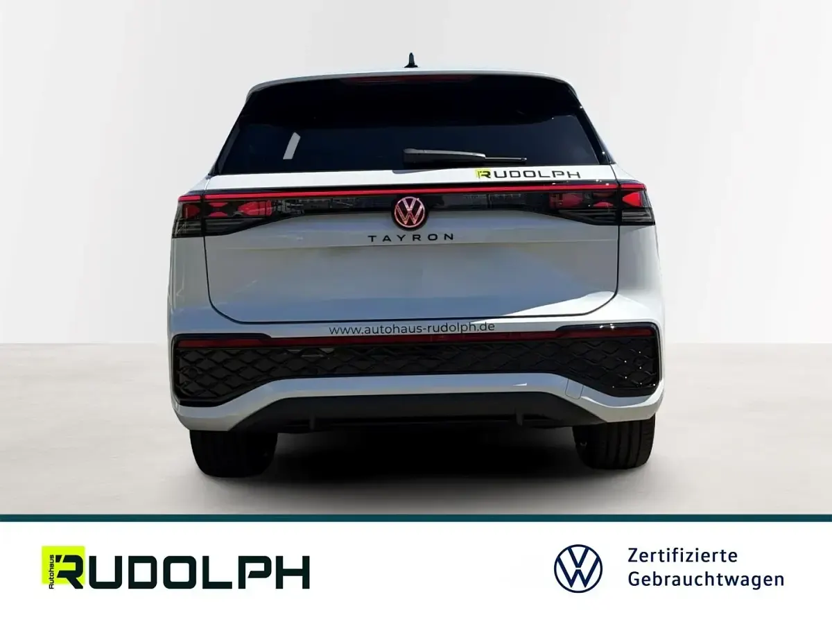 Gebraucht VW Tayron R-line 360 PS (264 kW) 2026 Oryxweiß perlmutteffekt SUV