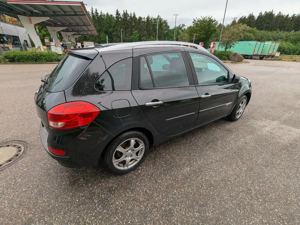 Gebraucht Renault Clio 101 PS (74 kW) 2009 Schwarz Kombi