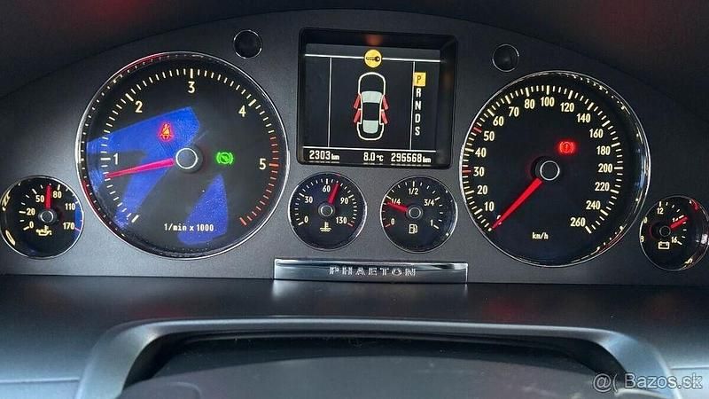 Second-hand VW Phaeton 239 CP (175 kW) 2007 Negru Berlinǎ