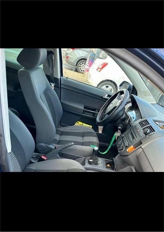 Gebraucht VW Polo 60 PS (44 kW) 2008 Blau Kleinwagen