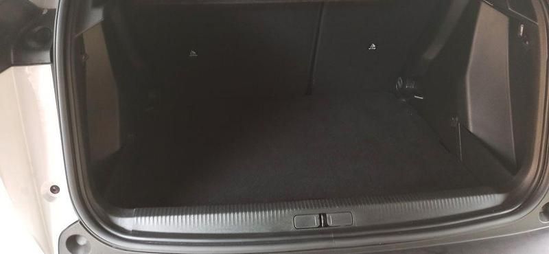 Gebraucht Peugeot 2008 GTi 131 PS (96 kW) 2023 Weiß SUV