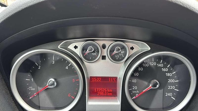 Gebraucht Ford Kuga Trend 140 PS (102 kW) 2010 SUV