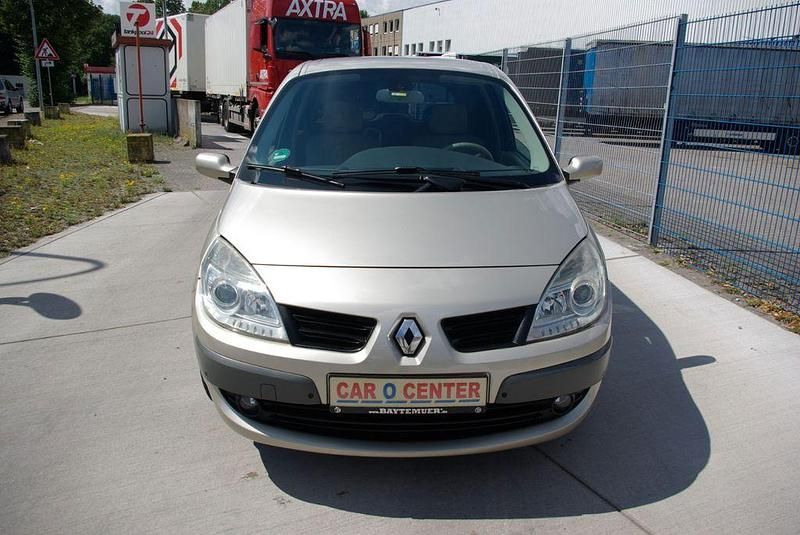 Other Gebraucht 2006 Renault Scénic II Dynamique Van / Kleinbus | 1.750 € (Fairer Preis) - Bild 1/4