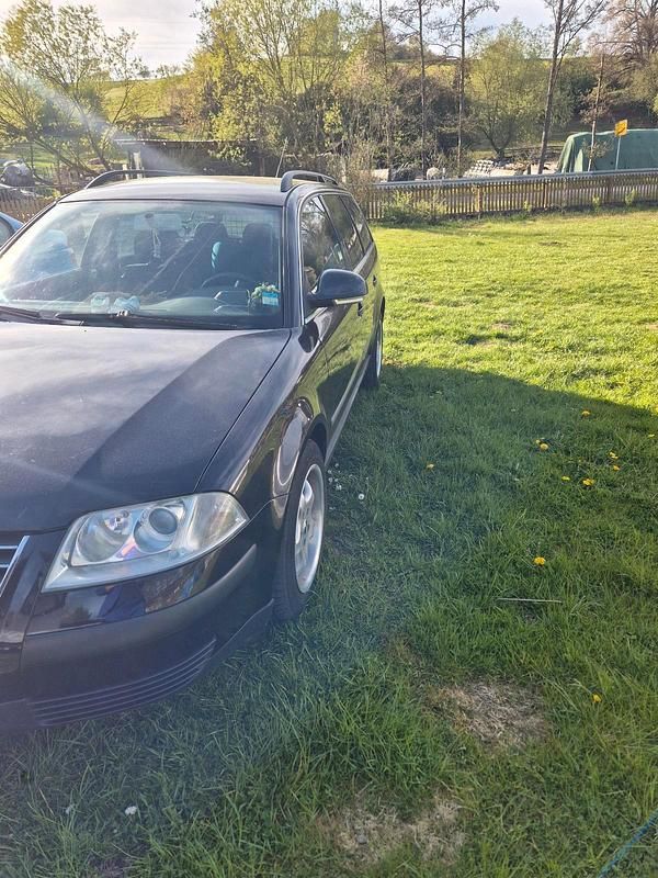Usata VW Passat 101 CV (74 kW) 2004 Nero Station wagon