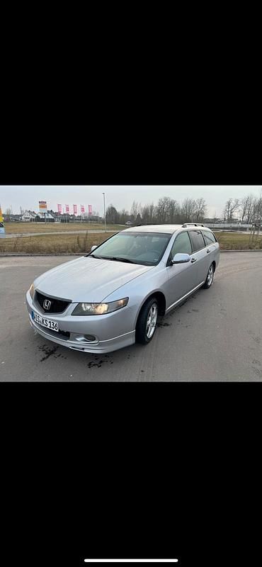 Silber Gebraucht 2003 Honda Accord Kombi | 3.500 € (Fairer Preis) - Bild 1/4