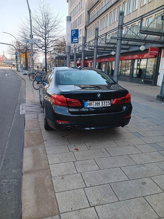 Gebraucht BMW 530 Performance 265 PS (194 kW) 2020 Schwarz Limousine