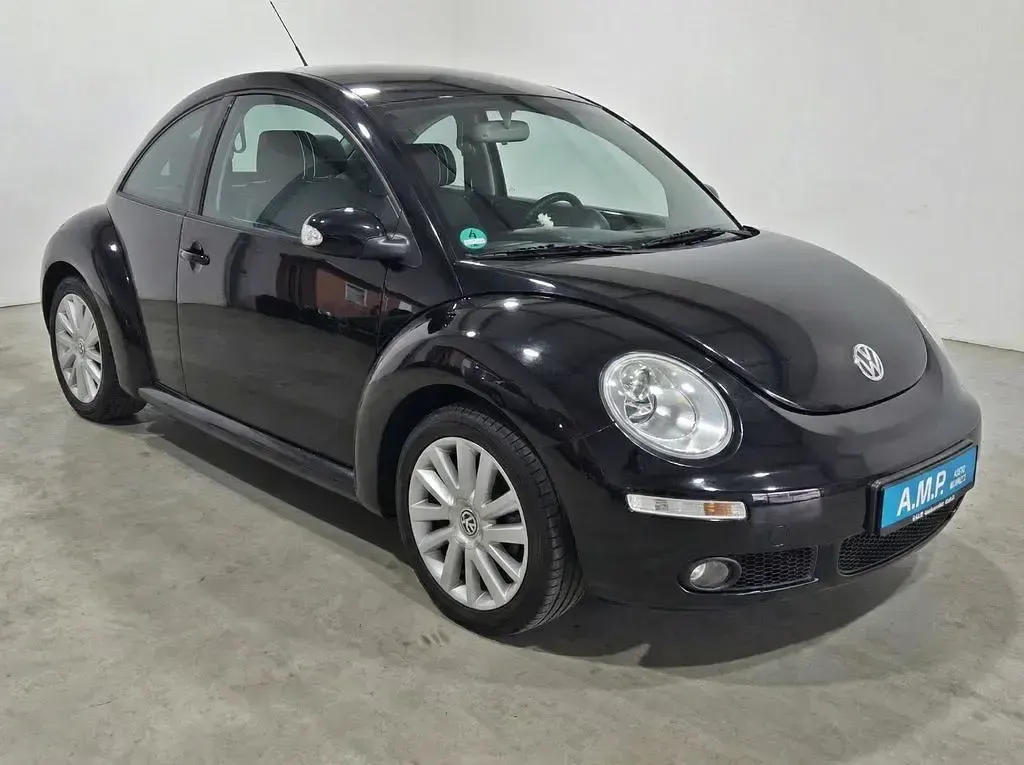Gebraucht VW New Beetle S 102 PS (75 kW) 2010 Deep black perleffekt Kleinwagen