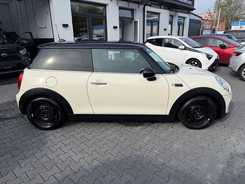Usata Mini Cooper D 116 CV (85 kW) 2017 Bianco Utilitaria