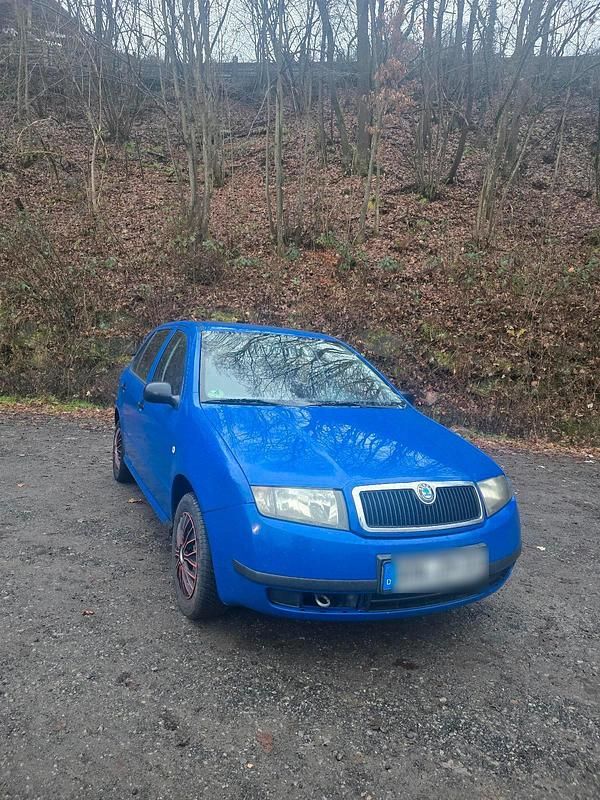 Blau Gebraucht 2005 Skoda Fabia Kleinwagen | 799 € (Fairer Preis) - Bild 1/4
