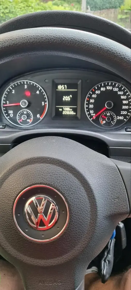Gebraucht VW Caddy 75 PS (55 kW) 2012 Weiß Van / Kleinbus