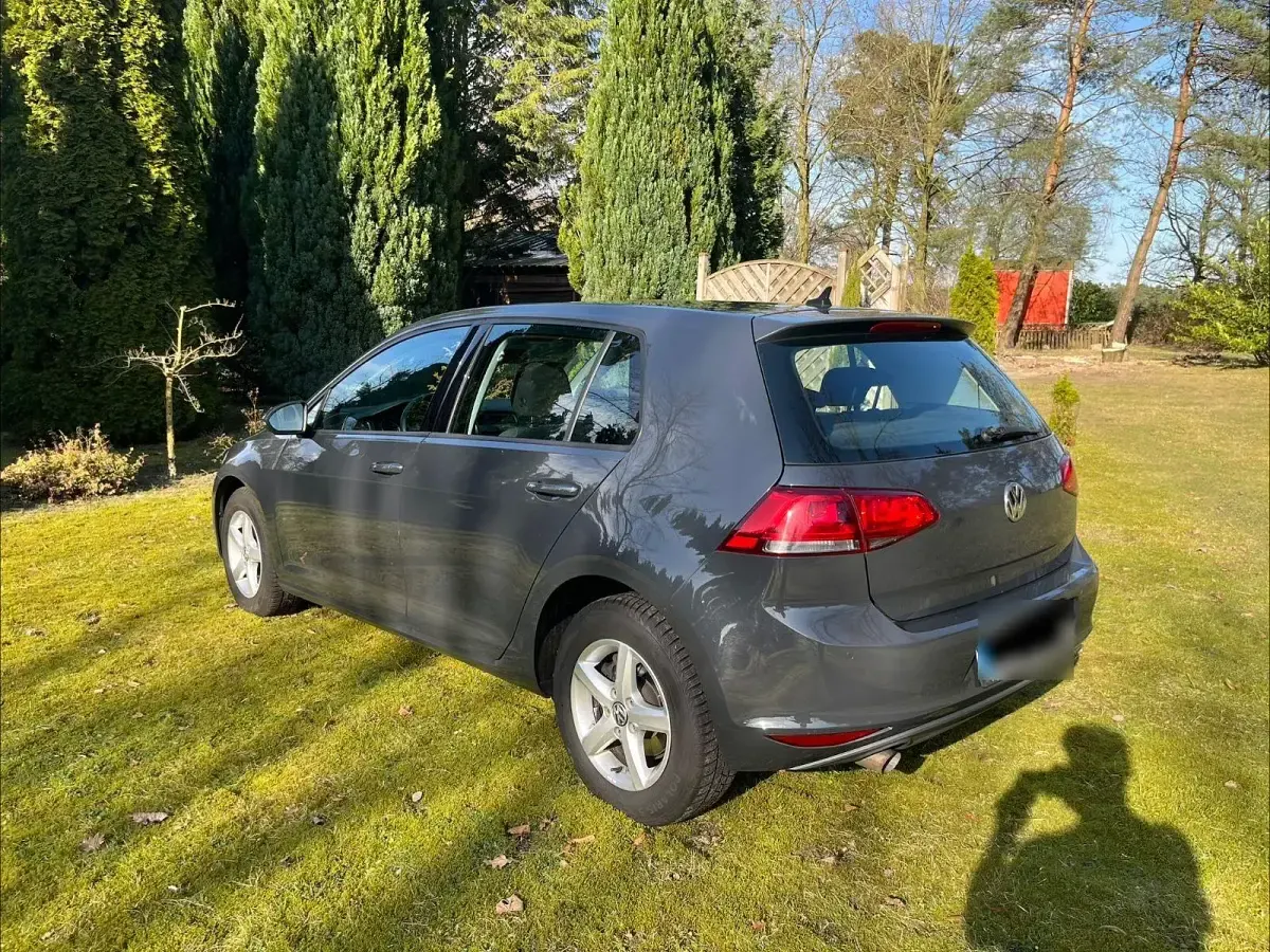 Second-hand VW Golf VII 105 CP (77 kW) 2013 Gri Berlinǎ
