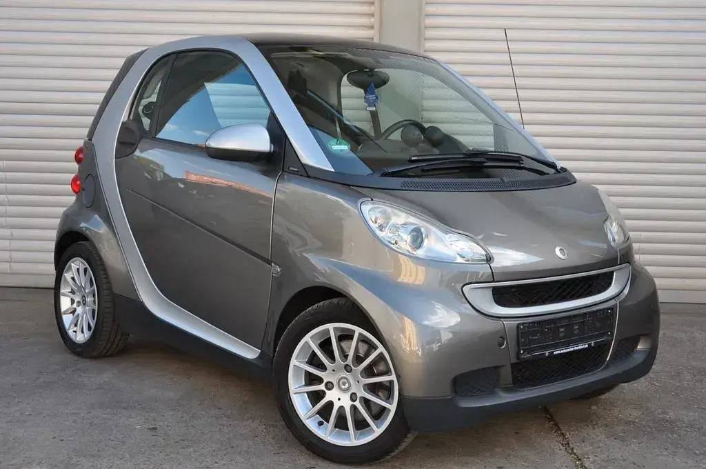 Gebraucht Smart ForTwo Coupé 54 PS (39 kW) 2010 Grau Coupé