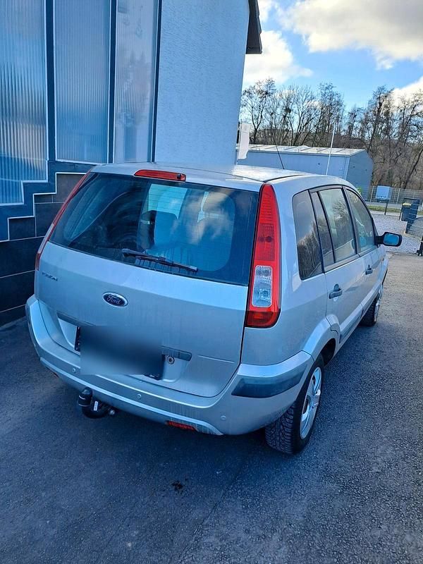 Gebraucht Ford Fusion 80 PS (58 kW) 2007 Silber Kleinwagen