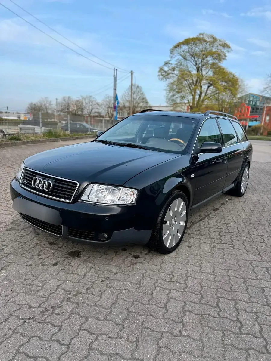 Gebraucht Audi A6 Comfort 220 PS (161 kW) 2002 Schwarz Kombi