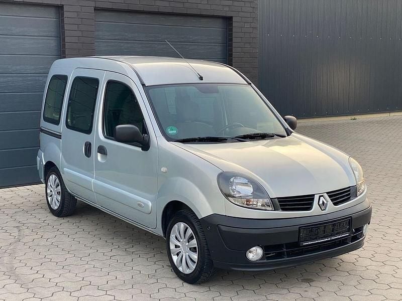 Usado Renault Kangoo Campus 84 HP (61 kW) 2006 Monovolume