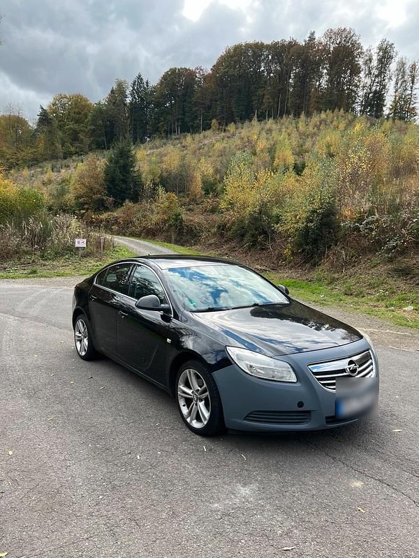 Gebraucht Opel Insignia Selection 110 PS (80 kW) 2009 Schwarz Limousine
