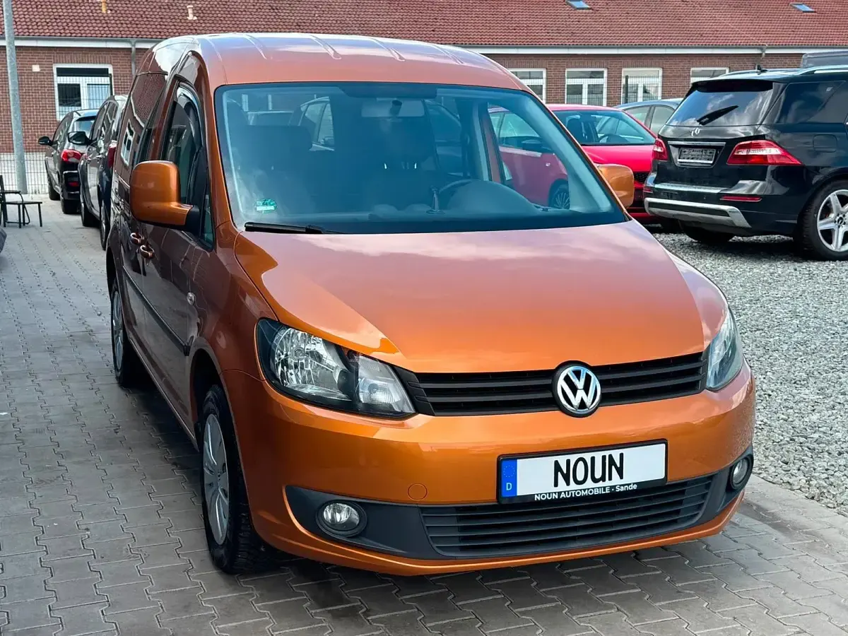 Gebraucht VW Caddy 75 PS (55 kW) 2014 Orange Van / Kleinbus