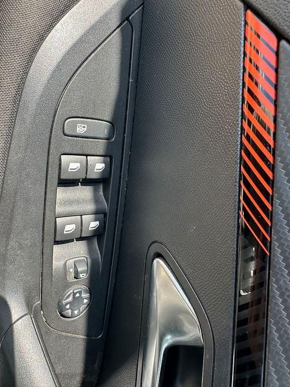 Gebraucht Peugeot 2008 Active 110 PS (80 kW) 2022 SUV