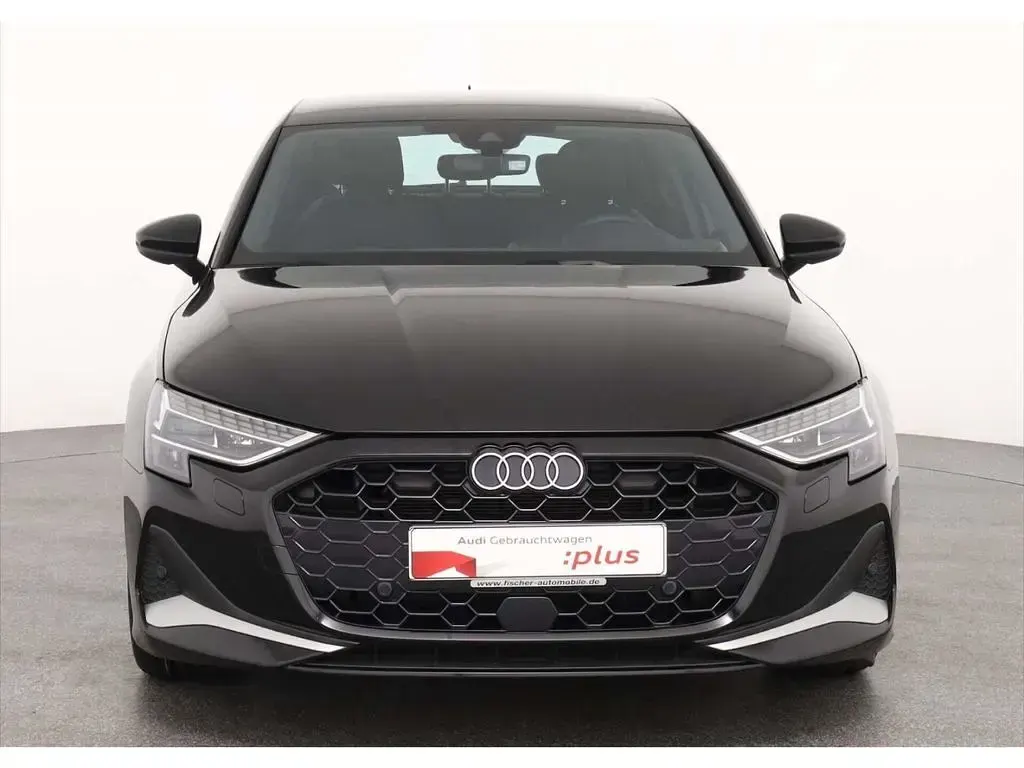 Gebraucht Audi A3 Advanced 150 PS (110 kW) 2025 Schwarz Limousine