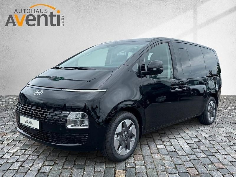 Schwarz Neu 2025 Hyundai Staria Prime Van | 51.419 € - Bild 1/4