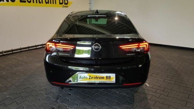 Gebraucht Opel Insignia Dynamic 165 PS (121 kW) 2017 Schwarz metallic Limousine
