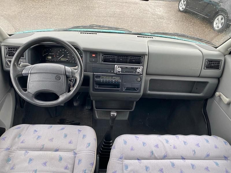 Gebraucht VW T4 102 PS (75 kW) 2001 Grün Van