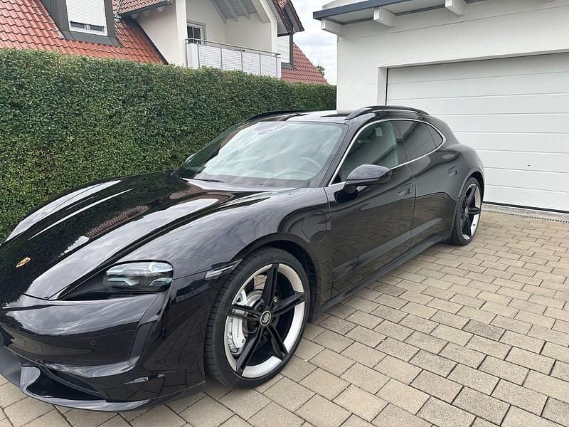 Gebraucht Porsche Taycan Sport Turismo 500 kW (680 PS) 2023 Schwarz Kombi