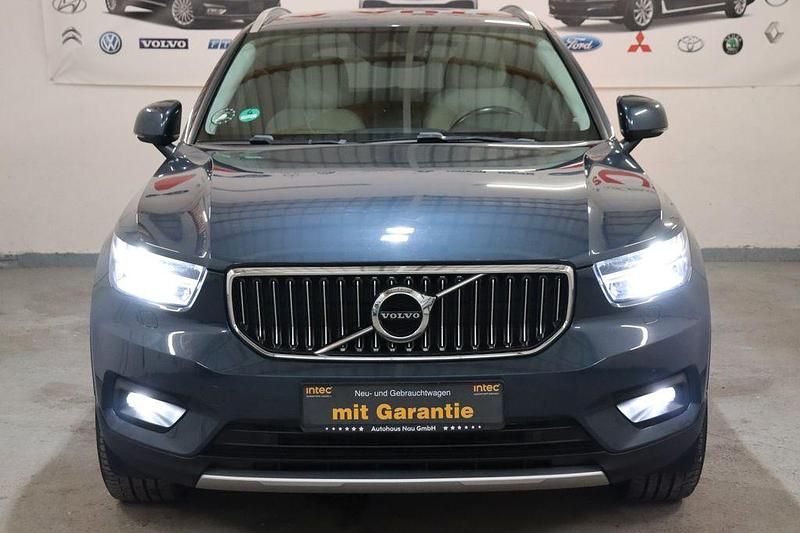 Gebraucht Volvo XC40 Inscription 150 PS (110 kW) 2020 Blau SUV