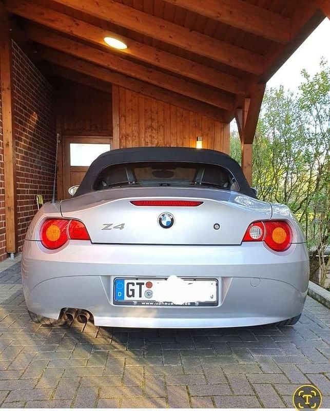 Gebraucht BMW Z4 192 PS (141 kW) 2004 Grau Cabrio