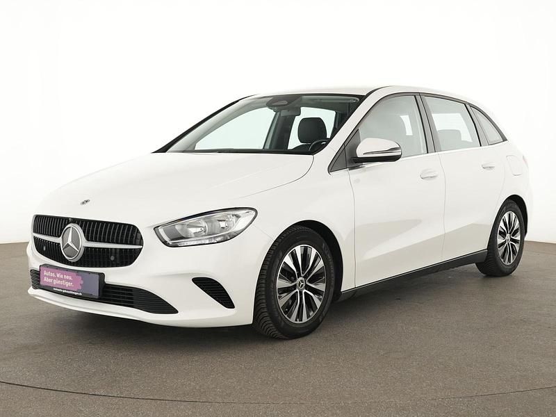 Polarweiss Gebraucht 2024 Mercedes B180 Van / Kleinbus | 26.290 € (Superpreis) - Bild 1/4